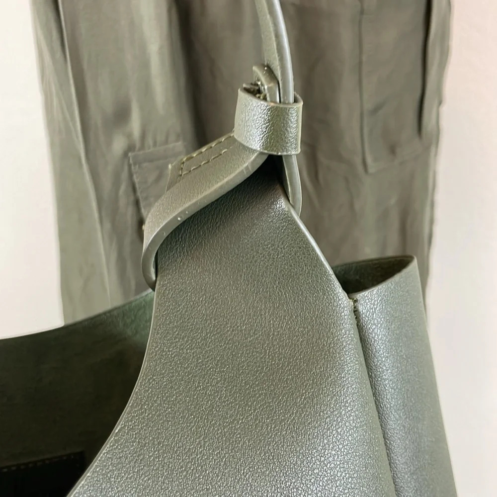 Neiman Marcus green vegan leather shoulder tote - Picture 5 of 7